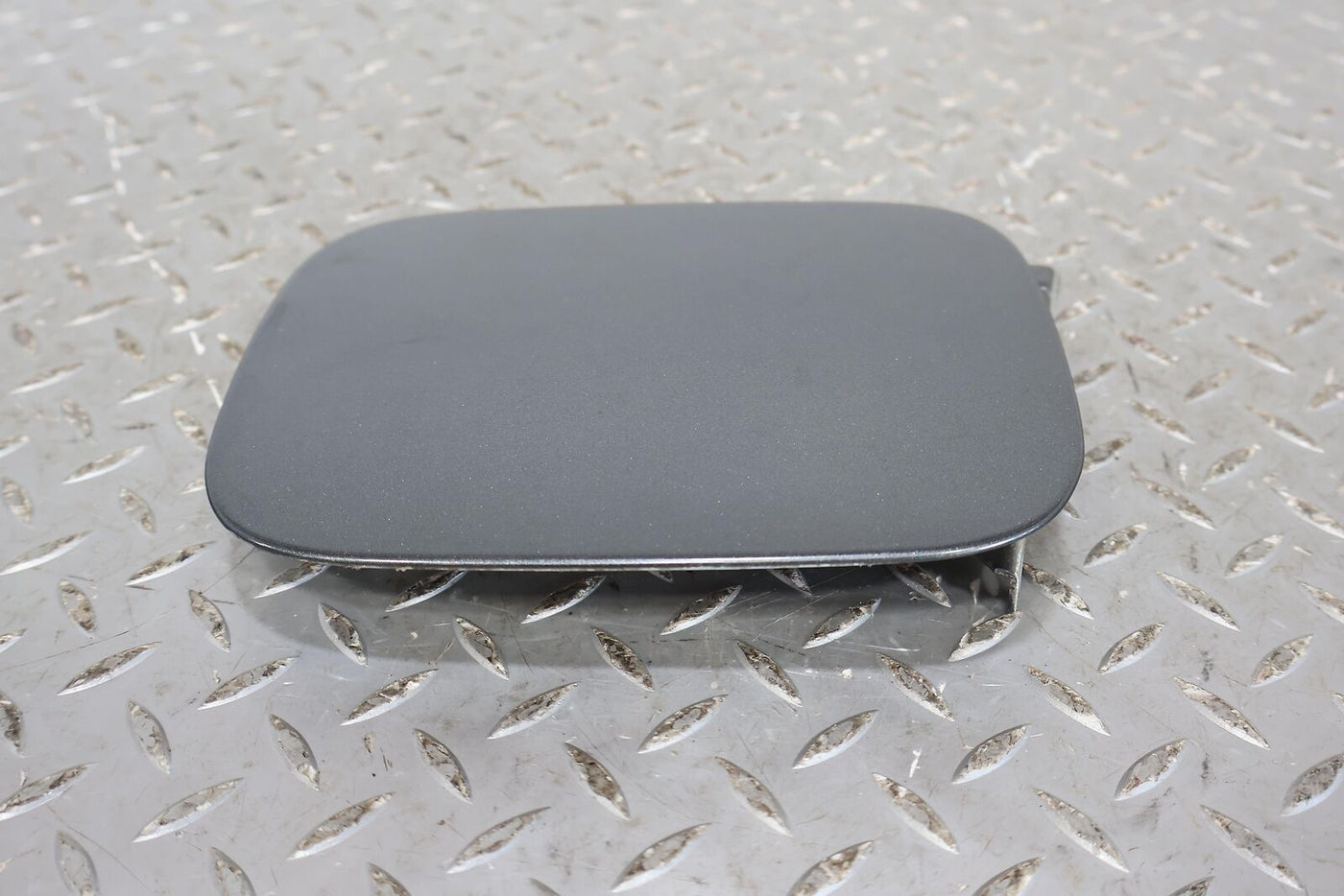 03-04 Audi RS6 Fuel Gas Filler Door Cover (Daytona Gray LZ7S) See Notes