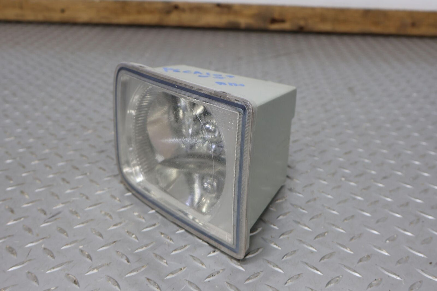 04-08 Cadillac XLR Passenger Right RH Front Fog Light Lamp (Tested)