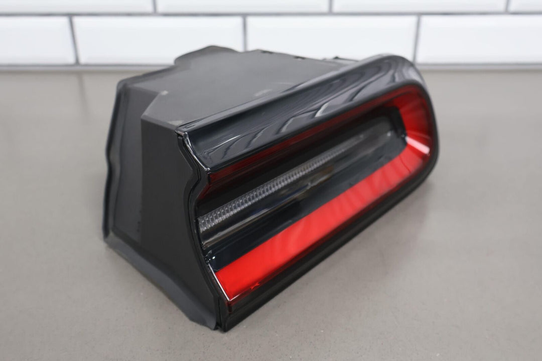 15-22 Dodge Challenger Right RH Quarter Panel Mounted LED Tail Light (Tested)