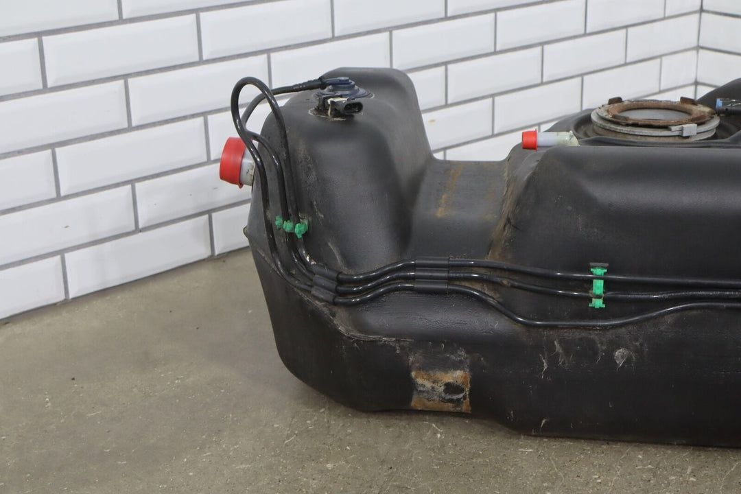 2003 Hummer H2 OEM 32 Gallon Gasoline Fuel Tank (NO Fuel Pump)