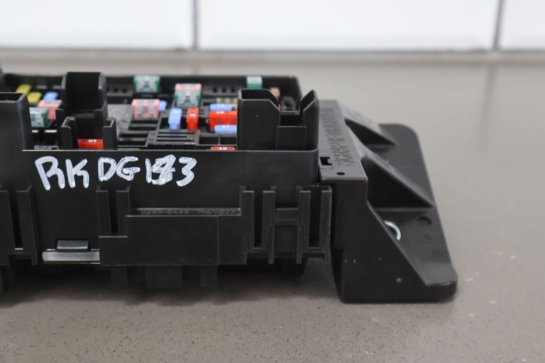 2019 Ram 1500 Crew Cab 5th Gen Cabin Fuse Box (5.7L 12V System) 68312776AC