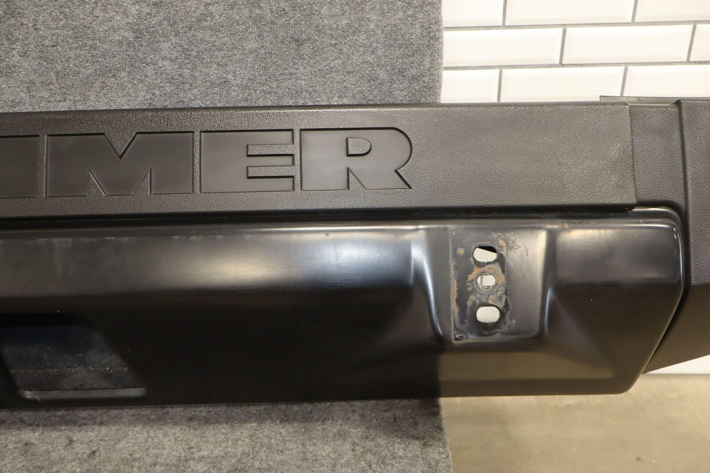 03-05 Hummer H2 OEM Rear Bumper Bar / End Caps (Textured Black) See Photos