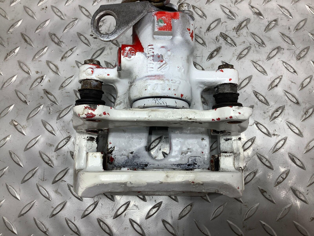 12-17 Fiat 500 (2 Door) Right RH Rear Brake Caliper W/ Carrier Painted White