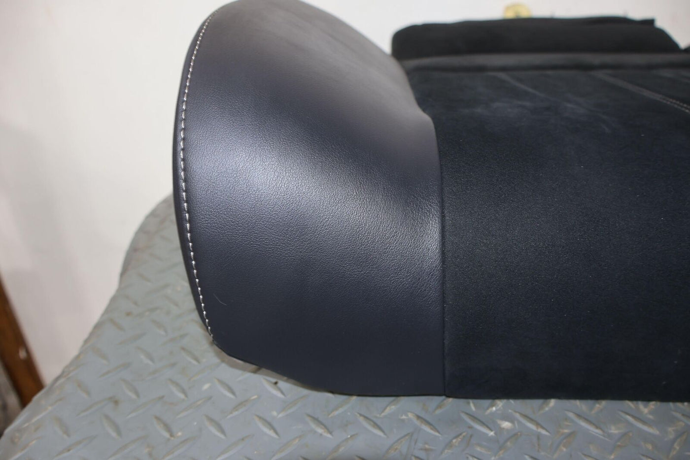 18-19 Lexus LC500 Rear Interior Leather/Suede Seat Bottom (Black FA20) Photos