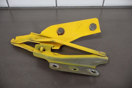 03-06 Chevy SSR Pair of LH & RH Front Hood Hinges OEM Slingshot Yellow (79U)