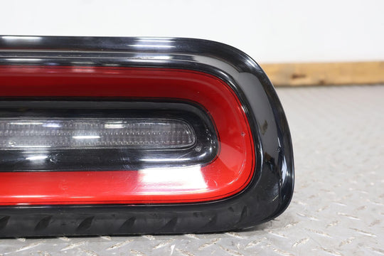 15-22 Dodge Challenger Left LH Quarter Panel Mounted LED Tail Light (Tested)