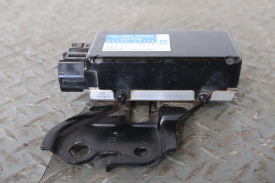 10-20 Lexus GX460 OEM Gas Fuel Pump Control Module (89570-60170)