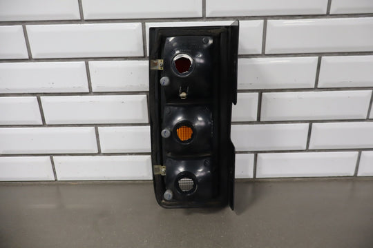 https://i.ebayimg.com/00/s/MTA2N1gxNjAw/z/UcUAAeSw171p5-W2/$_57.JPG?set_id=8800005007