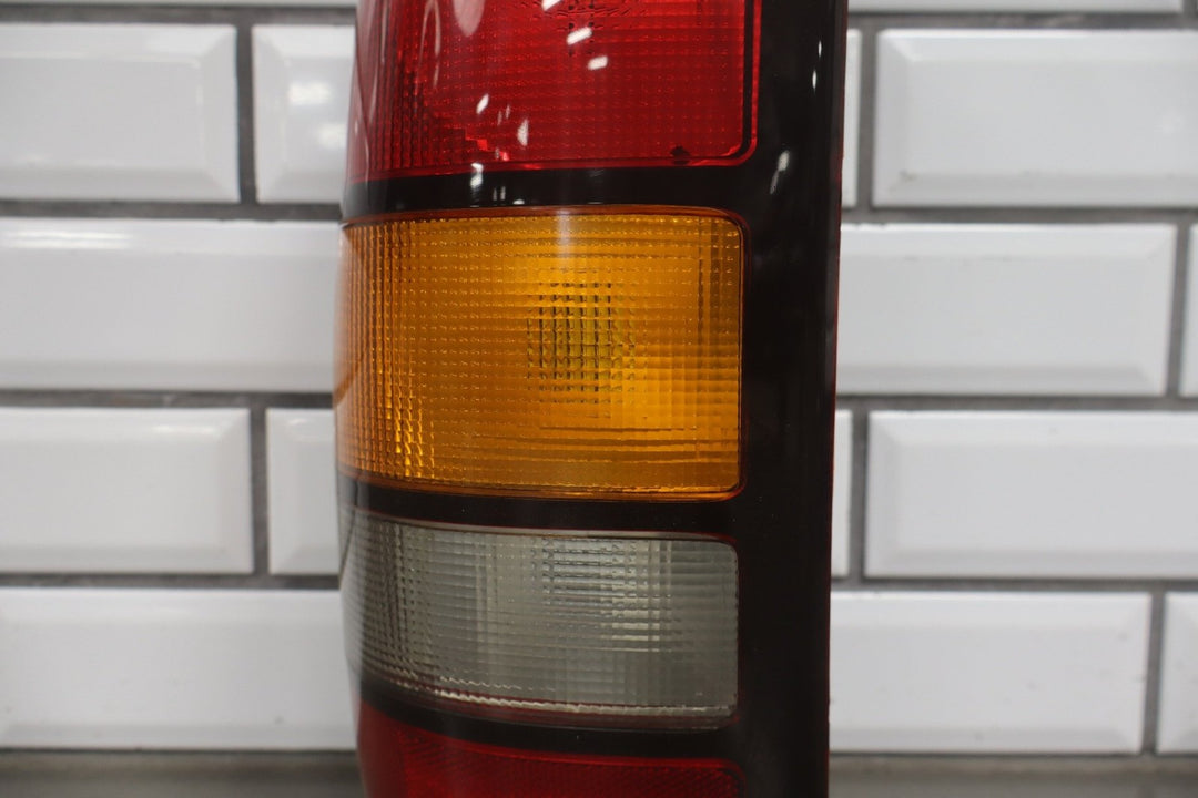https://i.ebayimg.com/00/s/MTA2N1gxNjAw/z/~9oAAeSwuTxpxc69/$_57.JPG?set_id=8800005007