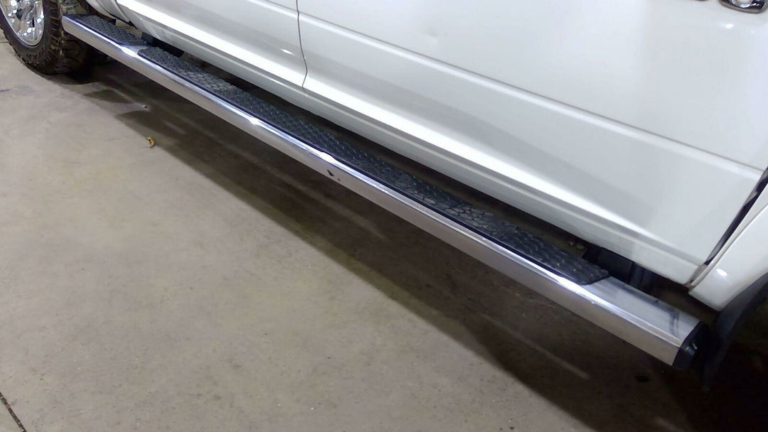 13-20 Dodge Ram 1500 Passenger Right Running Board (Chrome/ Textured Black)