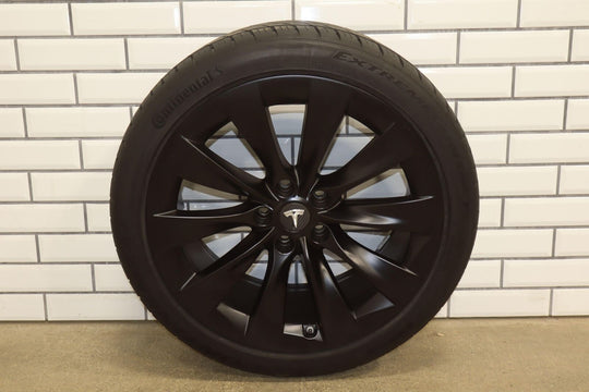 2012-2020 Tesla Model X OEM 20x9.5 Slipstream Wheel / Tire Set Powder Coated