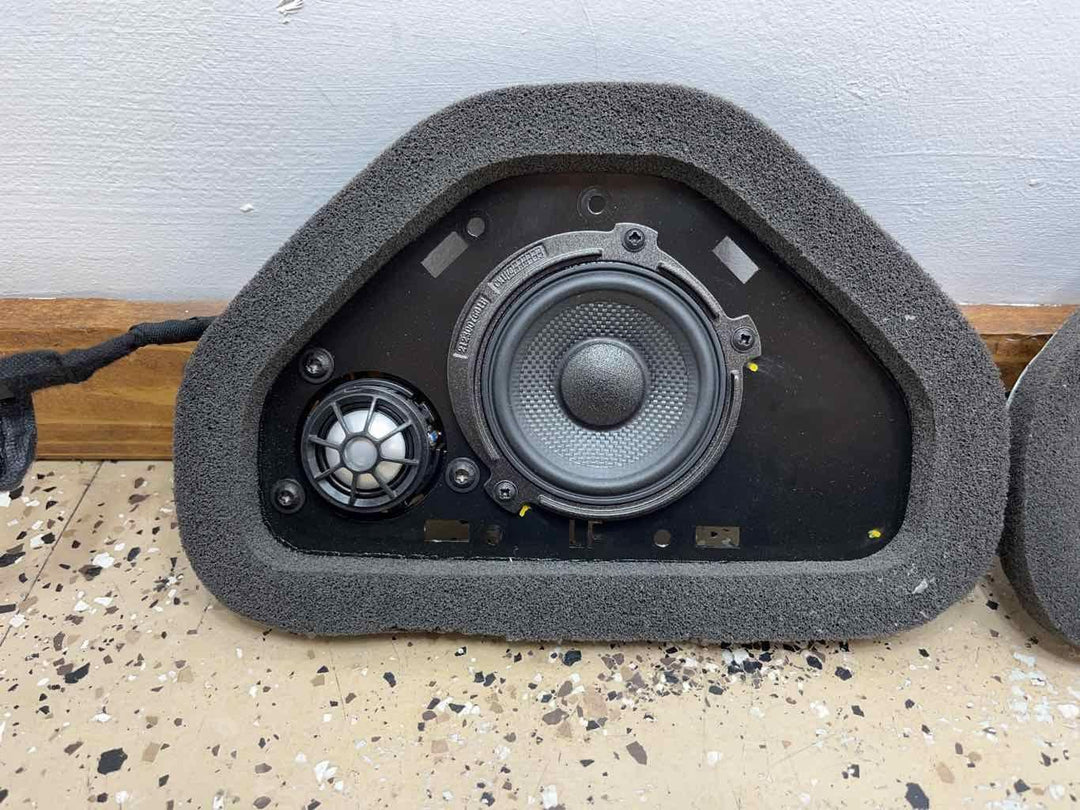 McLaren 570S Spider Pair LH & RH Headrest Speakers OEM (13MA266)