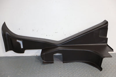 05-07 Hummer SUT Truck Left LH Driver Interior C-Pillar Trim Panel (Ebony 48I)