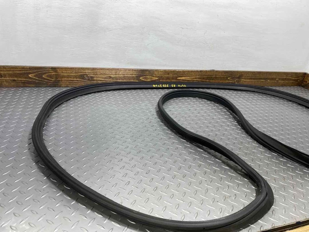 97-04 Chevy Corvette C5 Hatchback Weather Stripping Gasket Seal