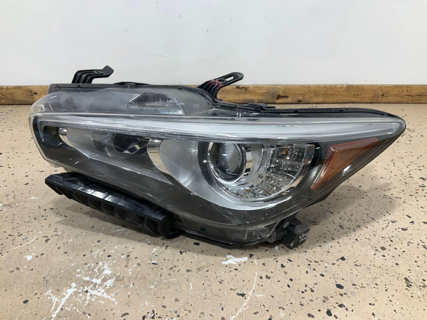 14 - 17 Infiniti Q50 Left LH Driver Headlight LED (NON-AFS) Tested See Notes