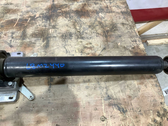 03-12 Maserati Quattroporte 4.2 S 4.7 Sport GTS Drive Shaft - ZF Transmission