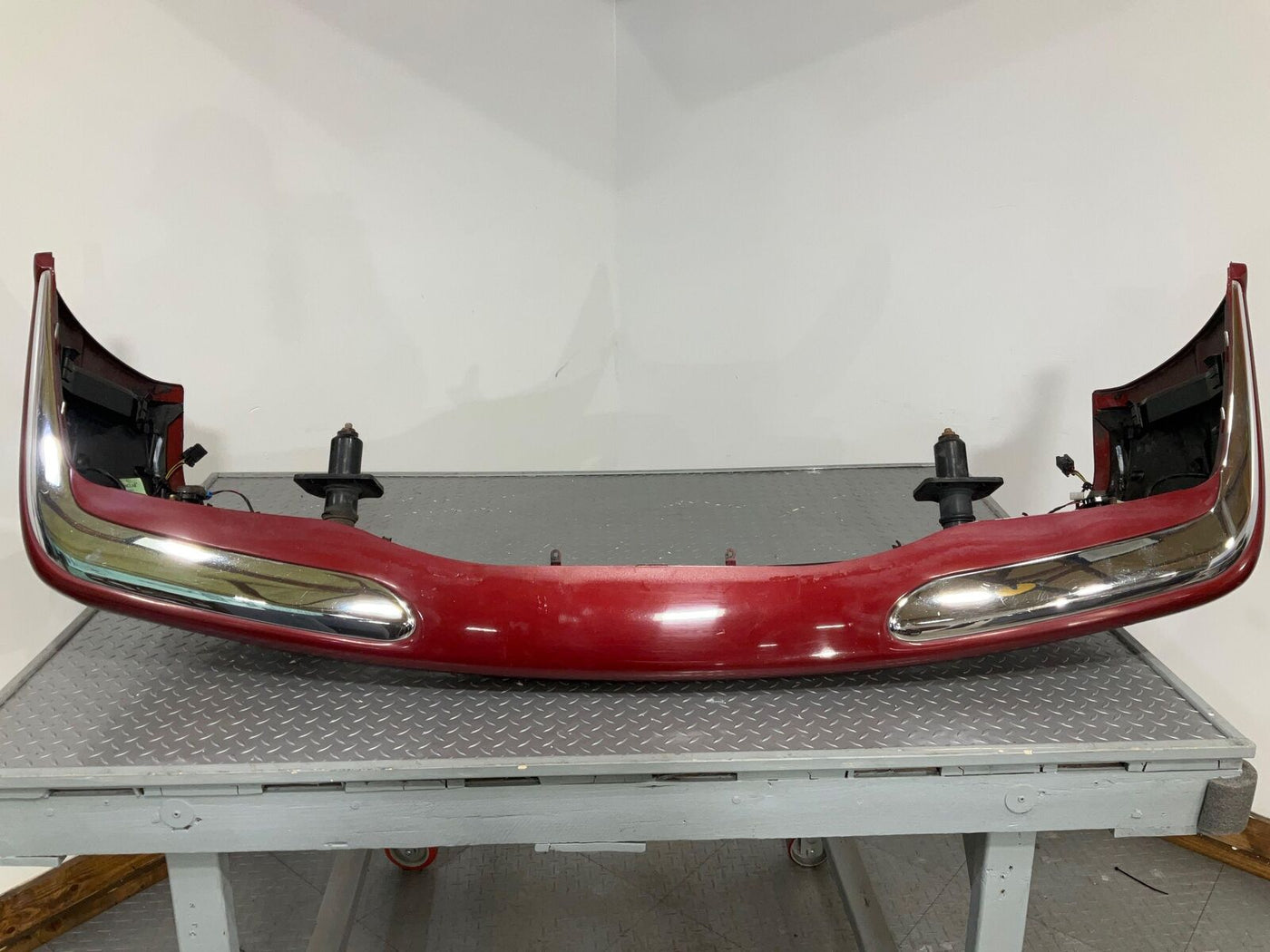 98-03 Jaguar XJ8 Front Bumper Cover W/ All Lights (Carnival Red CCG) See Notes