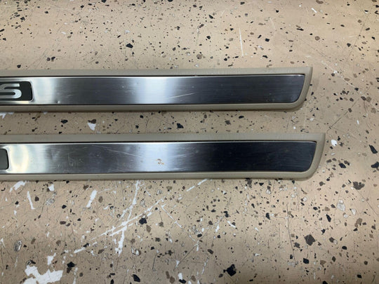 05-09 Lexus GX470 Pair LH & RH FRONT Door Sill Plates OEM (Ivory LH00)