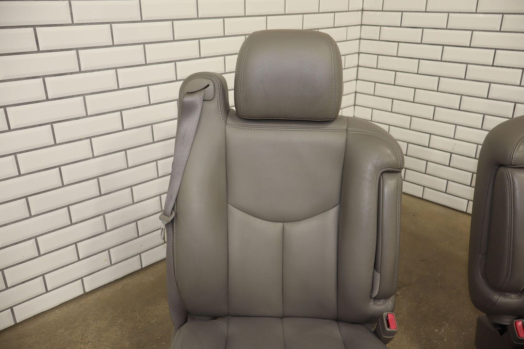 03-06 GMC Sierra/Silverado/Tahoe/Yukon Leather Heated Front Seats (Pewter 922)