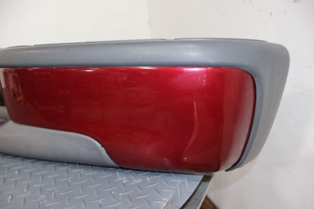 01-06 Chevy Tahoe Z71 Rear Bumper (Sport Red 63u) Mild Dents On Both Corners