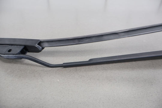 02-10 Lexus SC430 Pair LH&RH Windshield Wiper Arms W/ Blades (Black)