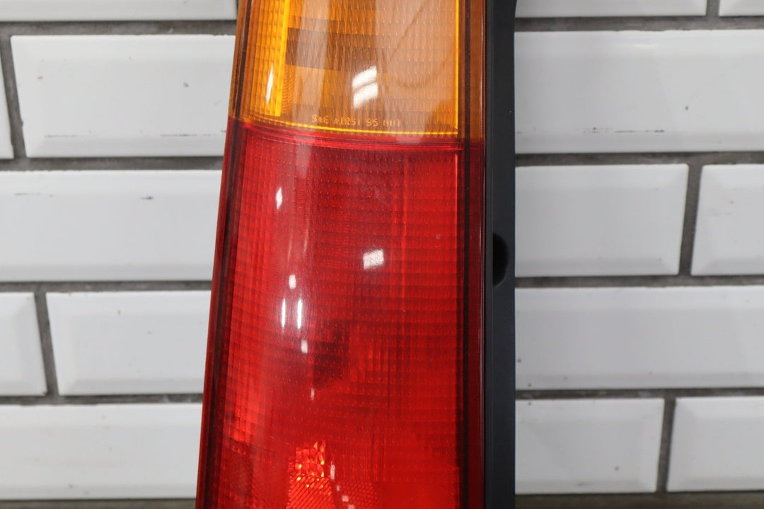 https://i.ebayimg.com/00/s/MTA2N1gxNjAw/z/68AAAeSw9G5p4SJz/$_57.JPG?set_id=8800005007