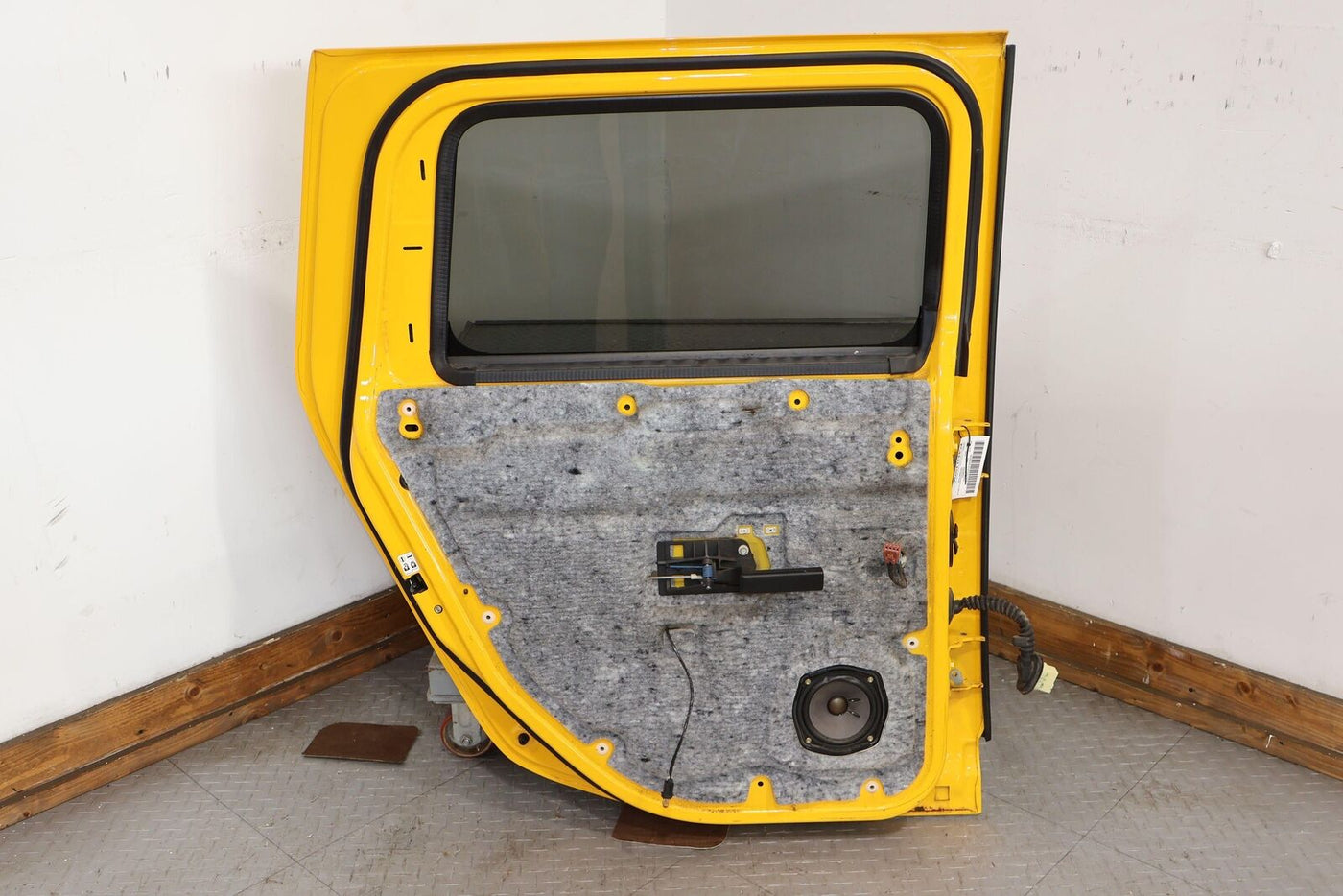 03-09 Hummer H2 Driver Left LH Rear Door W/ Glass (Yellow 43u) See Notes