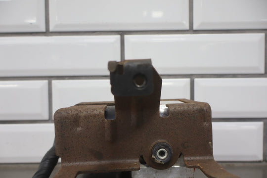 47283931