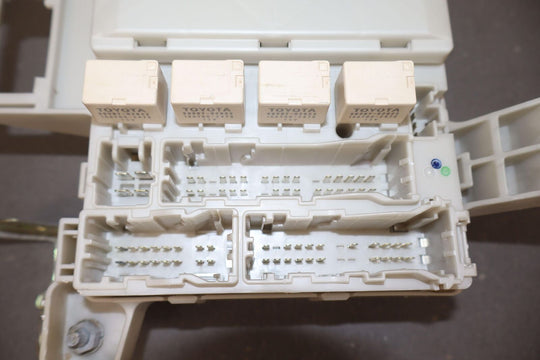 03-09 Lexus GX470 4.7L Interior Cabin Fuse Relay Junction Box OEM