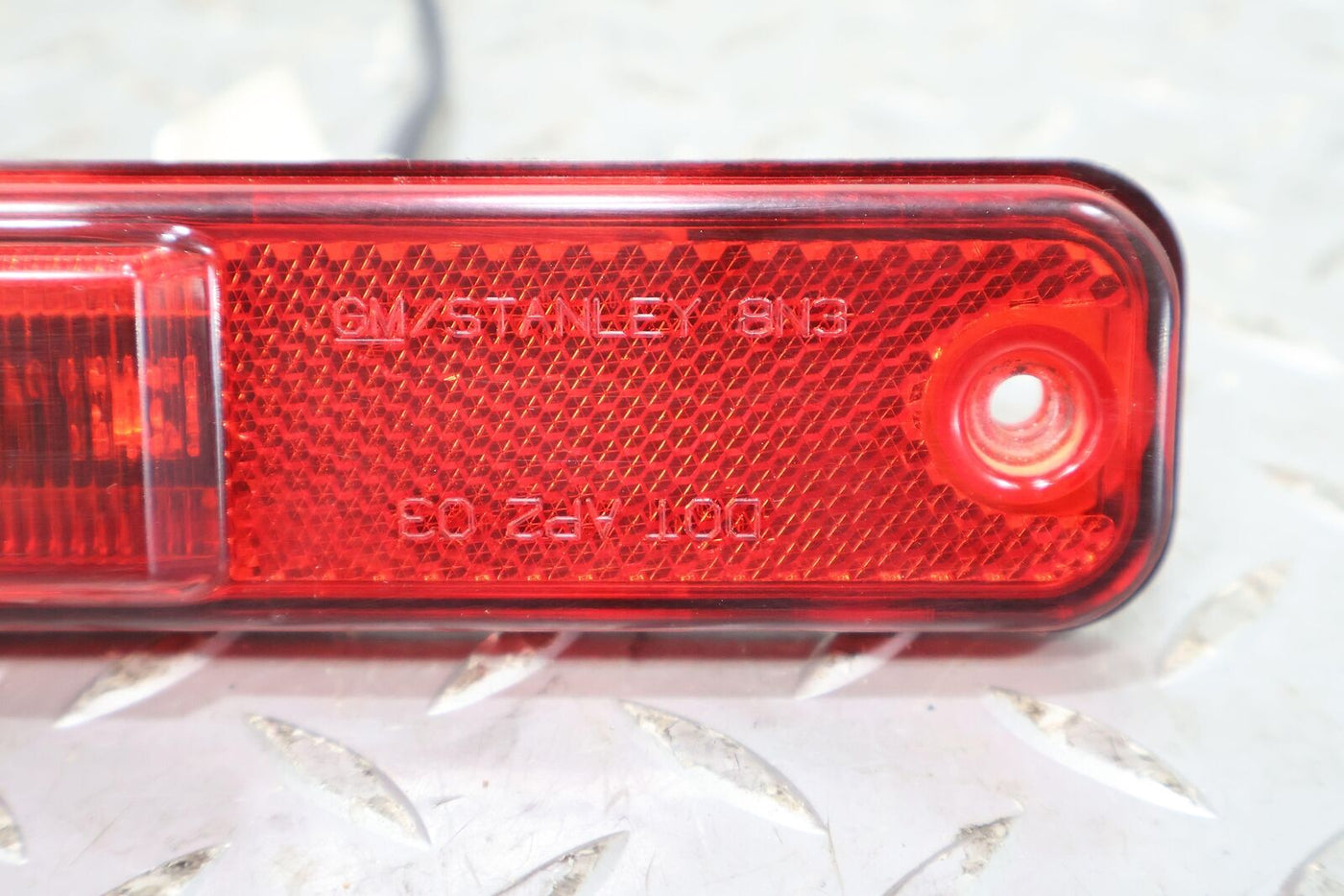 03-09 Hummer H2 OEM Rear LED Side Marker Light (Red) Tested