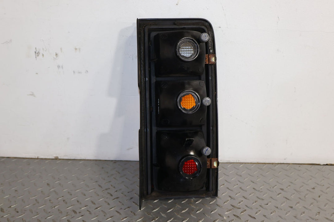 https://i.ebayimg.com/00/s/MTA2N1gxNjAw/z/8mwAAeSwPsppyr4F/$_57.JPG?set_id=8800005007