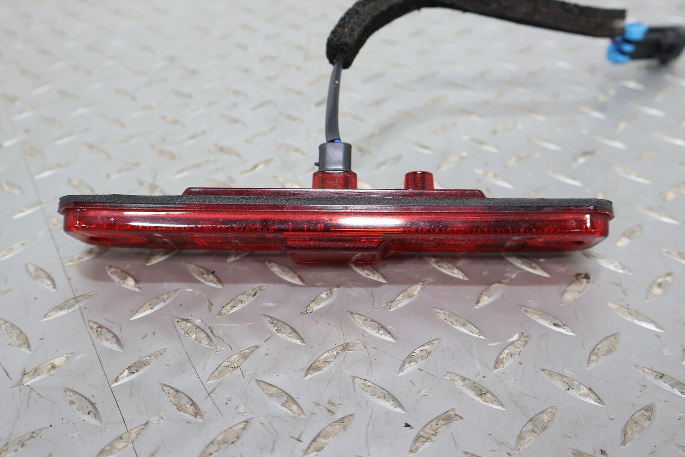 03-09 Hummer H2 Right Rear Red LED Side Marker Light/Lamp OEM