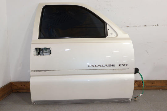 02-06 Cadillac Escalade EXT Front Right RH Door W/ Glass (White Diamond 98U)