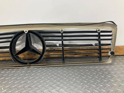 72-80 Mercedes 450SLC C107 R107 Front Upper Grille (Chrome) 1 Broken Fin