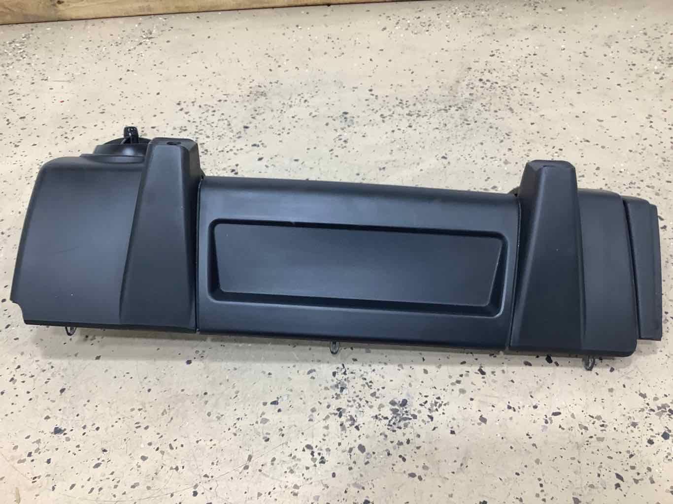 03-07 Hummer H2 Passenger Right Dashboard Air Vent (Ebony 48i)