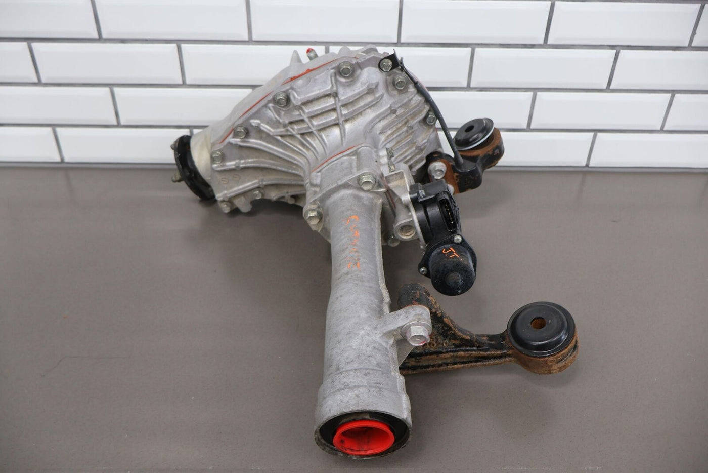 07-19 Toyota Tundra 5.7L OEM Front Differntial Carrier (4.30:1 Gear Ratio) 95K
