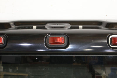 03-09 Hummer H2 Rear Hatch / Lid W/ Glass (Black 41U) See Notes