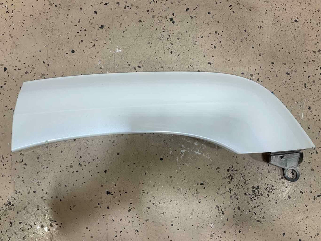 03-09 Lexus GX470 Driver Left Rear Quarter Panel Molding (Blizzard Pearl)