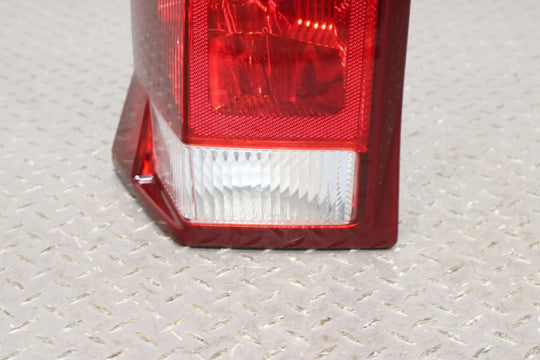 03-06 Cadillac Escalade Long Wheel Base Rear Left LH Tail Light Lamp (Tested)