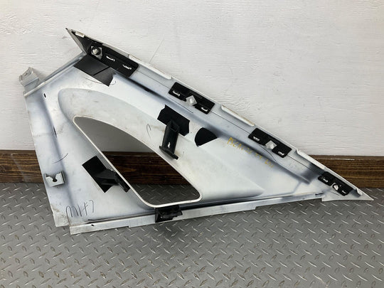 03-06 Escalade EXT Pickup Left Upper Inner Cladding Moulding White Diamond 98u