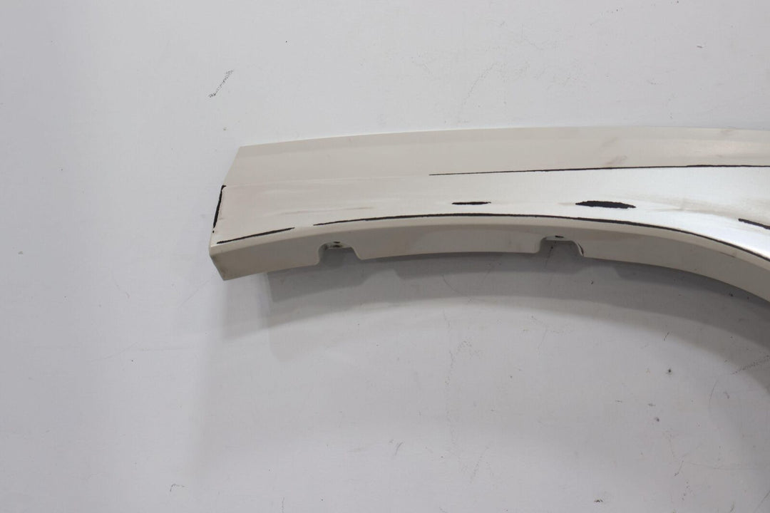 03-06 Cadillac Escalade Short WB Rear Left Quarter Panel Moulding -White Diamond