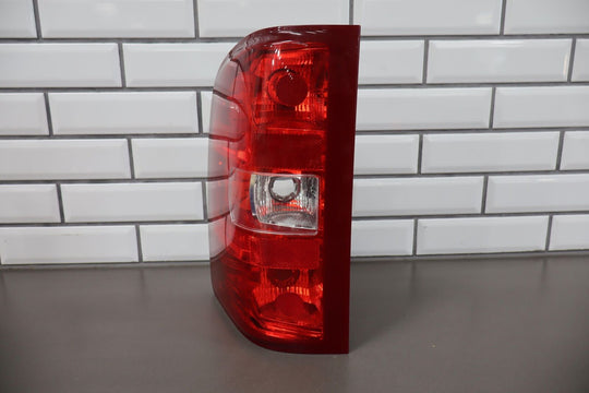 07-13 Chevy Silverado Driver Left OEM Tail Light Tail Lamp Assembly