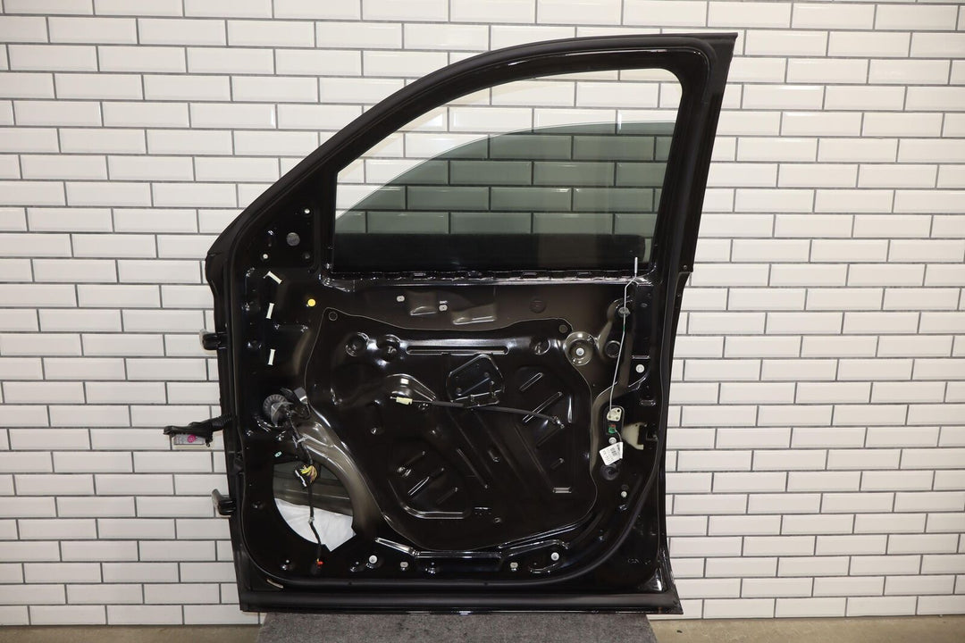 15-20 Cadillac Escalade Passenger Right Front Door (Black Raven GBA)