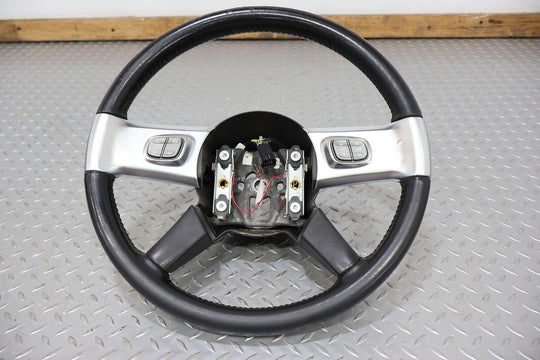 03-06 Chevy SSR Driver Leather Steering Wheel W/Switches (Black/Satin)