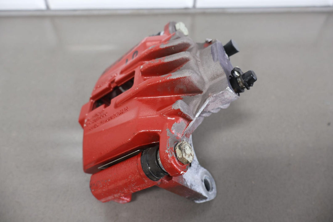 05-13 Chevy C6 Corvette OEM Pair LH&RH Rear Brembo Brake Calipers (Red)