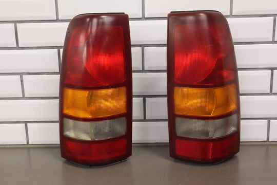 99-02 Chevy Silverado/Sierra OEM Tail Light Set (Left / Right)