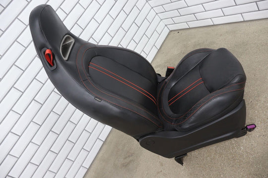 12-17 Fiat 500 Abarth Coupe Front Right Leather Bucket Seat (Black/Red Stitch)