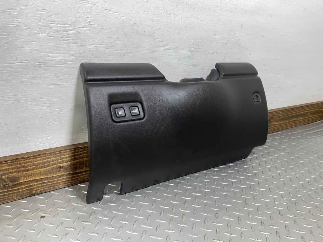 04-09 Cadillac XLR Interior Left Driver Side Knee Pad Bolster Panel (Black 19i)