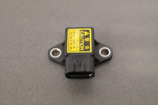 1999 Toyota Land Cruiser OEM Deceleration Sensor