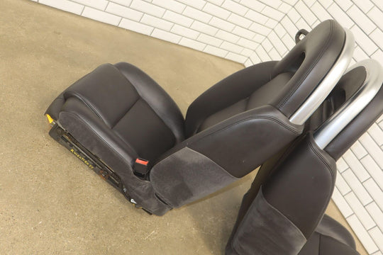 03-06 Chevy SSR Pair of LH & RH Leather Seats Ebony (192) *1 Burn Mark*